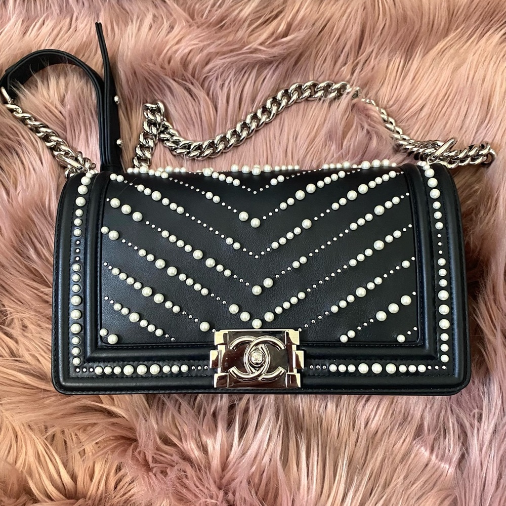 Chanel Black Calfskin Leather Chevron Pearl Boy Bag